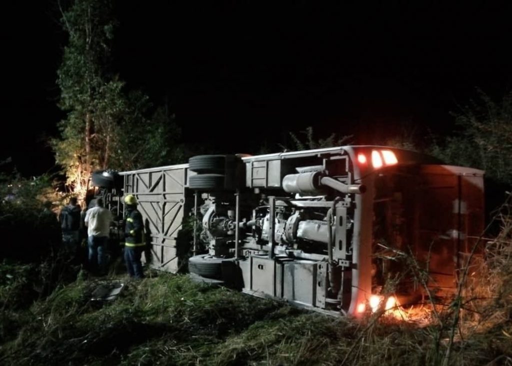 Dos muertos y una veintena de heridos por accidente de tránsito en Camagüey