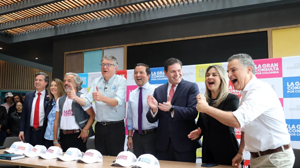 EL TIEMPO, Noticias RCN, La FM y Citytv se unen en los debates por las elecciones presidenciales 2026