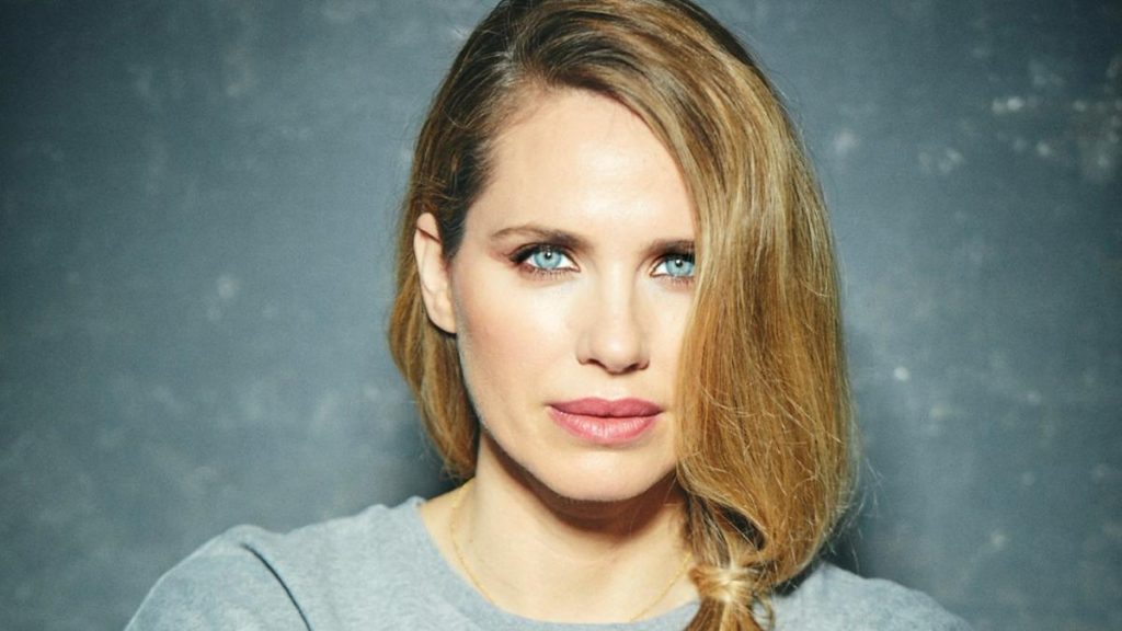 ENTREVISTA VANESA ROMERO | Vanesa Romero, directora del corto Sexo a los 70: "Espero que mi película rompa prejuicios porque el deseo no tiene edad. Empecemos a libernos"