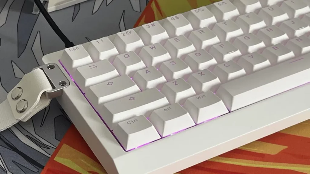 EPOMAKER es una leyenda fabricando teclados mecánicos y ahora puedes hacerte con muchos de sus modelos por 40 euros o menos.