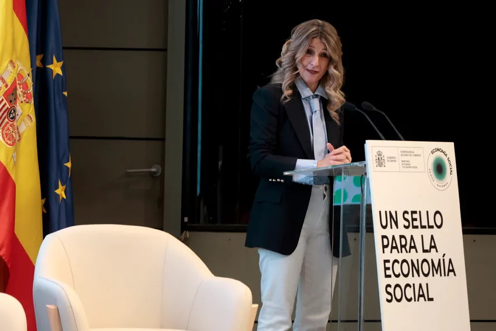 El Gobierno dejará el Salario Mínimo por encima del 60% del sueldo medio al subirlo con el IPC de octubre, el más alto de 2025