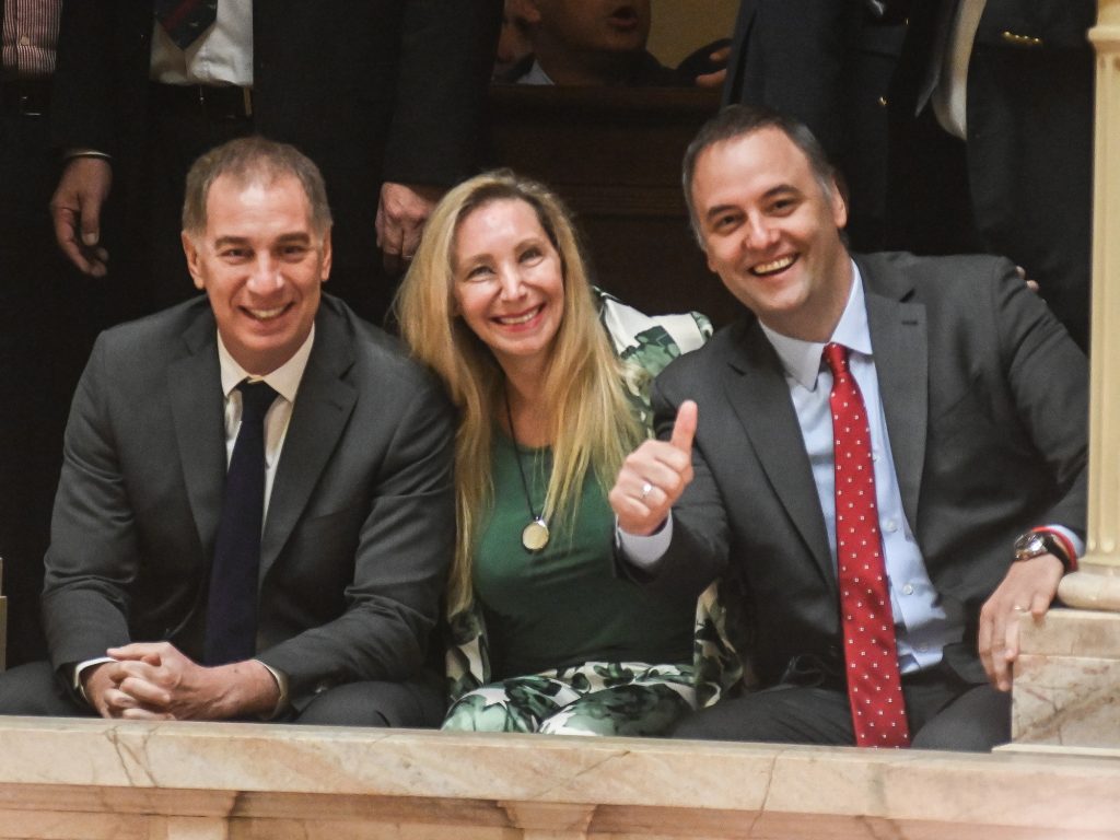 El Gobierno ya negocia una "compensación" con los gobernadores por el capítulo fiscal de la reforma laboral