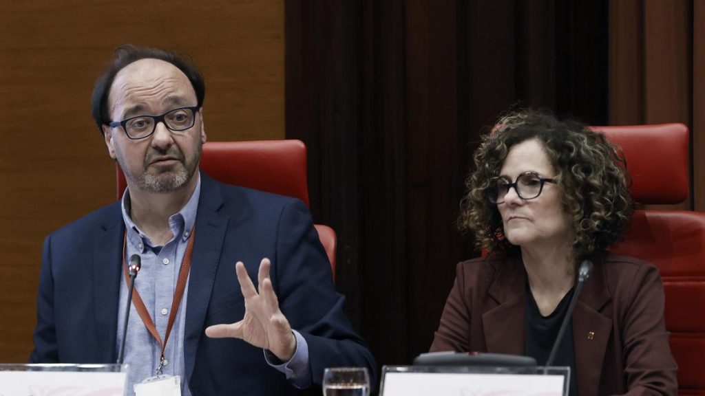 El MNAC dice que las obras de Sijena son “un enfermo en la uci desde 1936” El MNAC dice que las obras de Sijena son “un enfermo en la uci desde 1936”