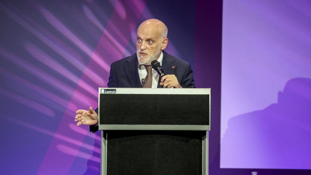 “El Madrid coacciona al Barça con el caso Negreira por dejar la Superliga”