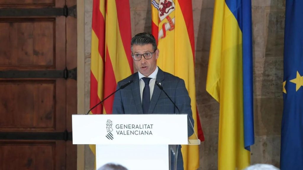 El PSPV de la Ribera Baixa se rebela y apoya al alcalde apartado por la denuncia de acoso sexual