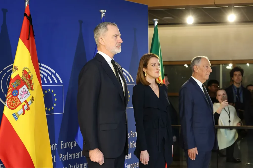 El Rey reclama "acciones" a la UE en el 40 aniversario de la adhesión de España: "No podemos aceptar planteamientos geopolíticos de otra época"