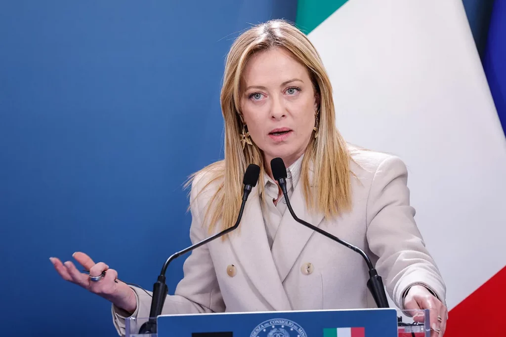 El despliegue de agentes del ICE en los Juegos Olímpicos de Invierno sacude a Italia y pone en aprietos a Meloni