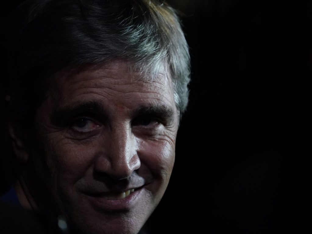 El ministro Caputo se reunió con su par de Israel en Davos y lo recibirá en marzo