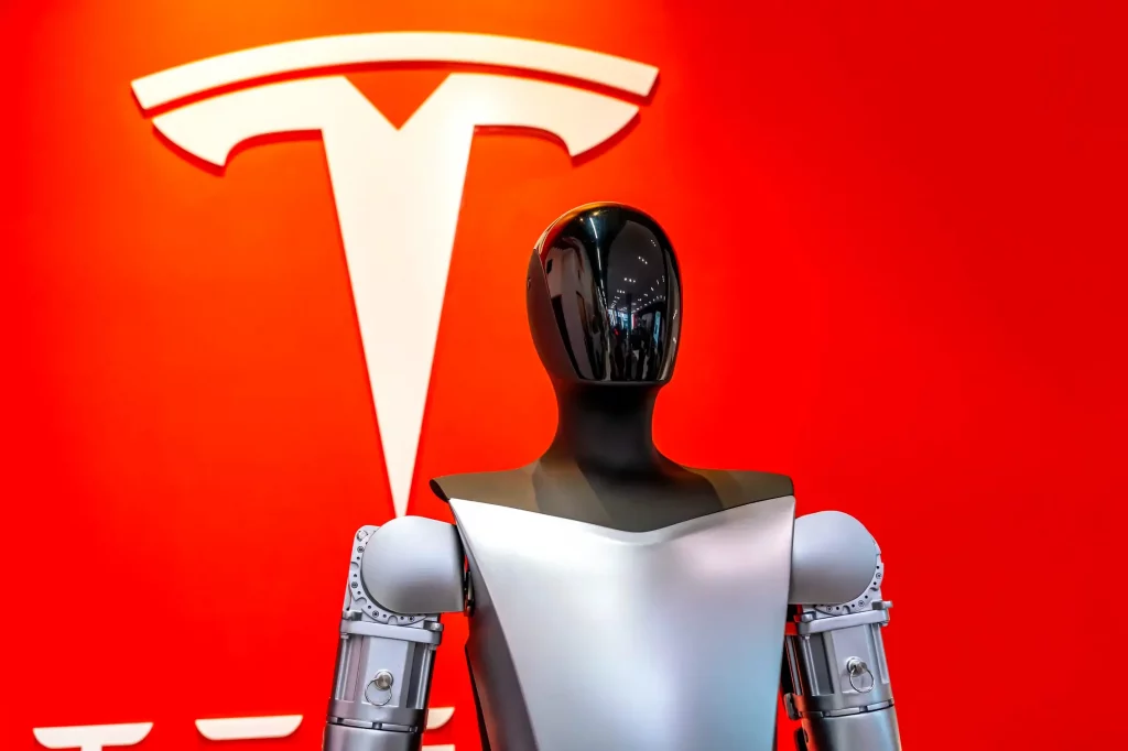 El robot Tesla Optimus entrará en producción en 2026 El robot Tesla Optimus entrará en producción en 2026