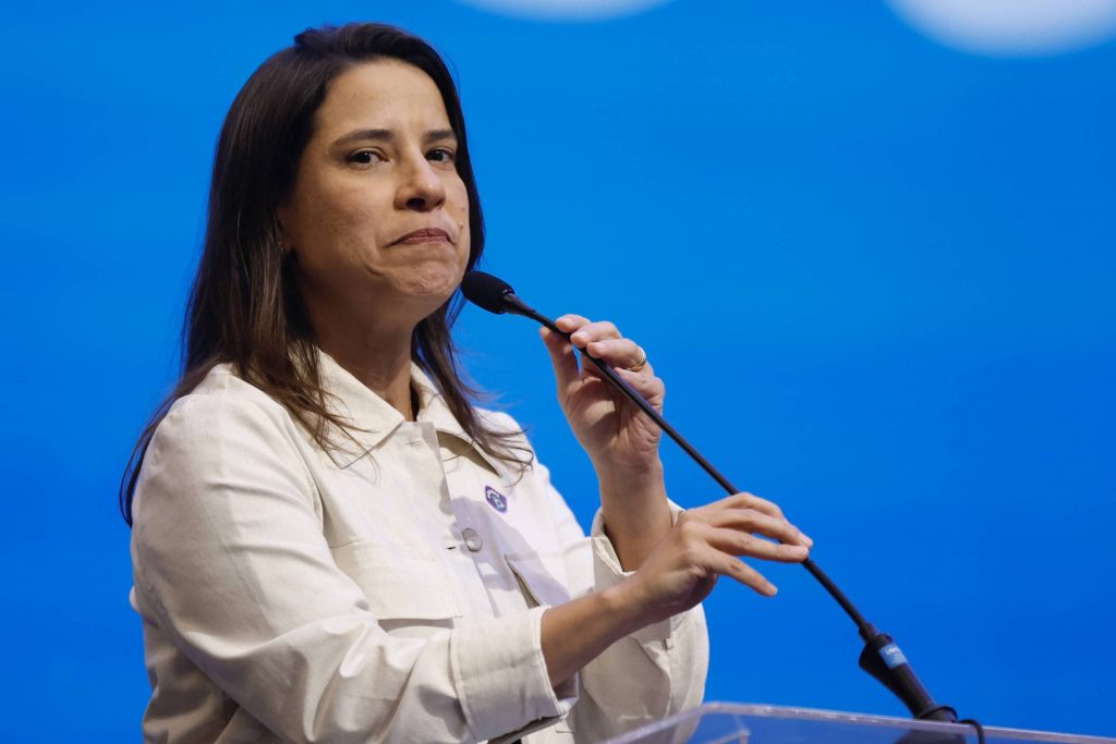 Empresa do pai de Raquel Lyra opera sin fiscalización - 16/01/2026 - Política