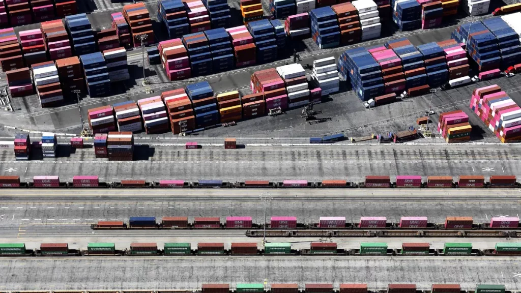 Empresarios llaman a la cautela y evalúan comercio y energía tras la captura de Nicolás Maduro