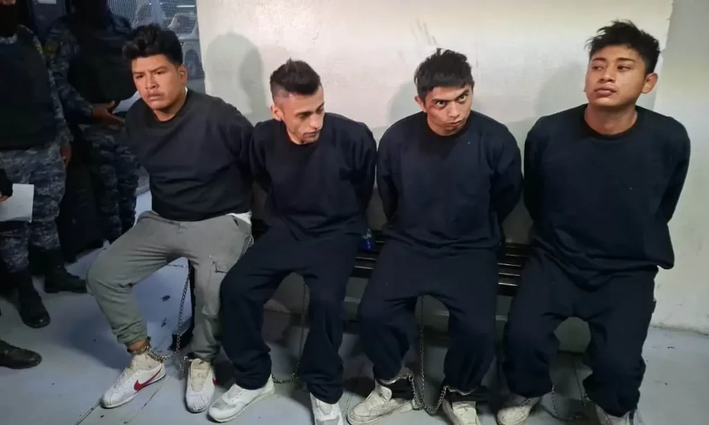 "Estábamos matando puercos", la fría descripción que hacen pandilleros capturados sobre ataques a policías