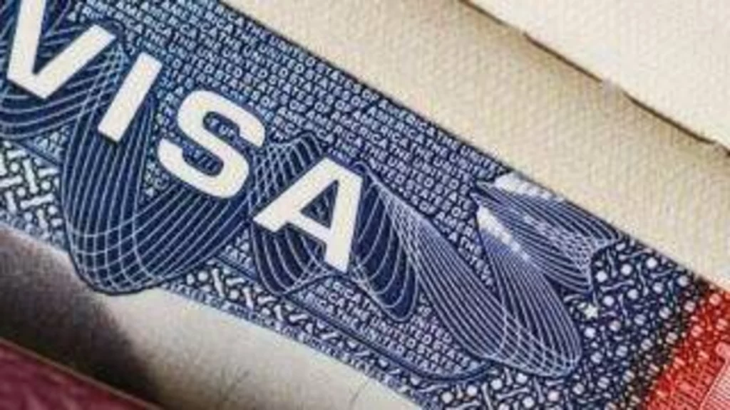 Estados Unidos suspende desde la próxima semana todos los procedimientos de visas para ciudadanos de 75 países, incluida Colombia, afirma Fox News