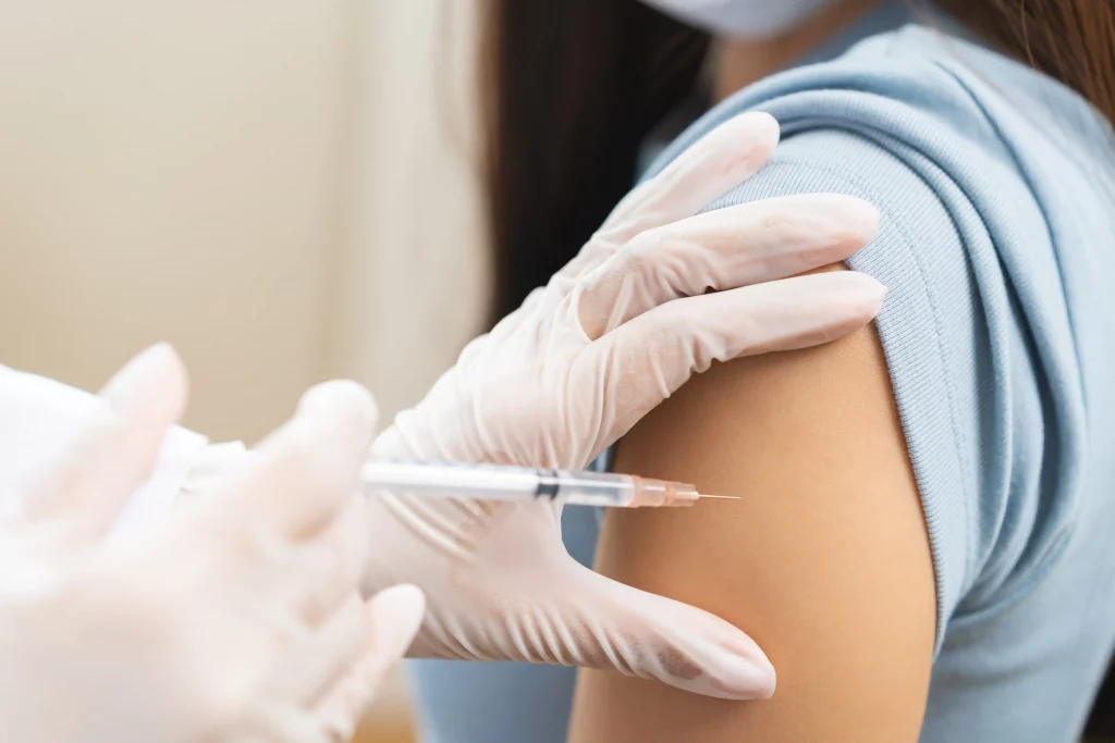 Estas son las cuatro vacunas obligatorias que el Gobierno de Trump eliminó del calendario infantil