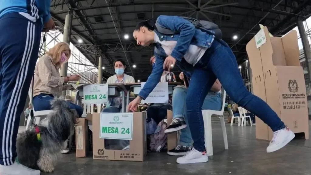 Estas son las reglas que impone la Superindustria al uso de datos personales en las campañas electorales de 2026