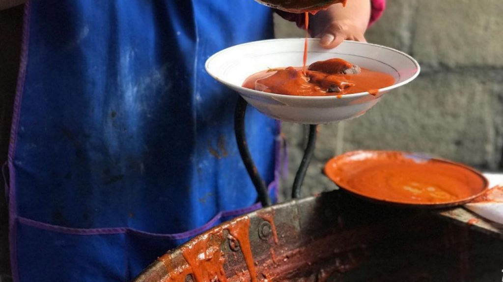 Este es el hermoso Pueblo Mágico de Tlaxcala a 2 horas y media de CDMX, ideal para comer mole de ladrillo.