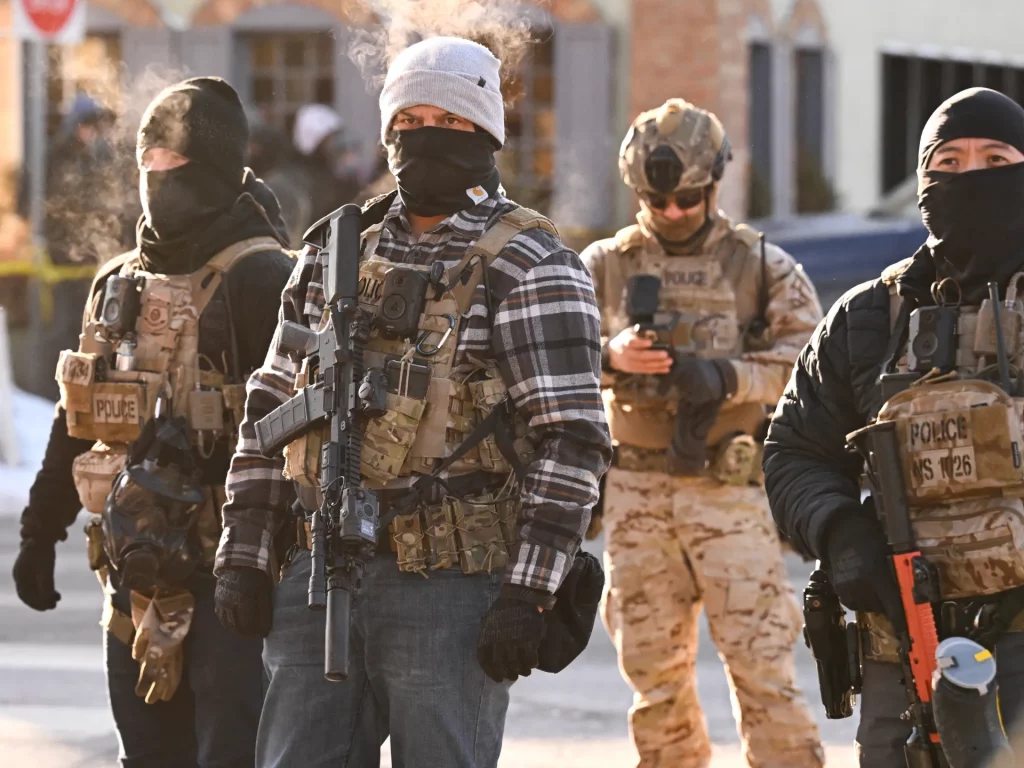 Esto es lo que debe saber sobre sus derechos legales cuando se encuentre con ICE | Noticias de Donald Trump