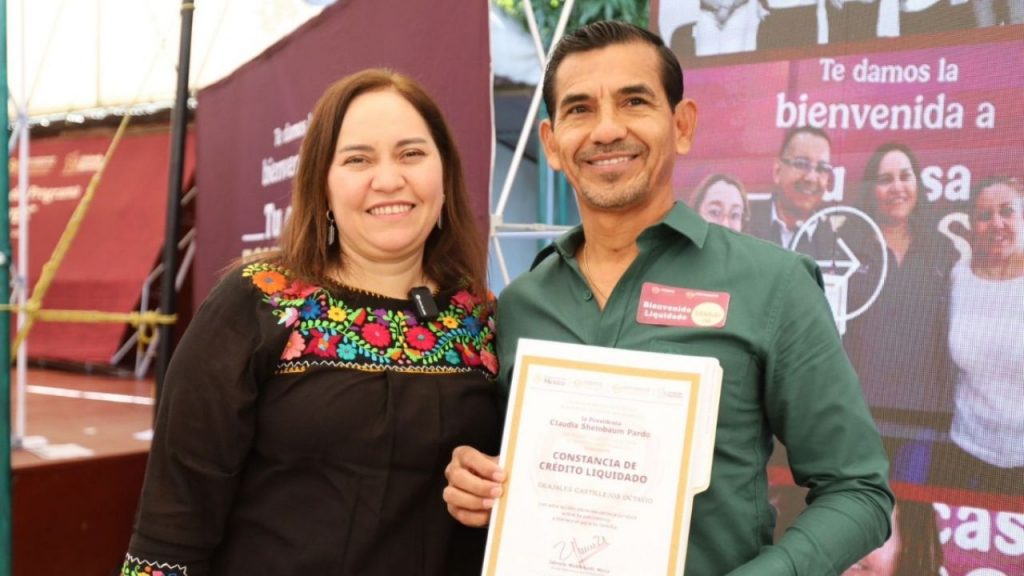 FOVISSSTE promueve acciones de vivienda y condona deudas a cientos de familias en Chiapas