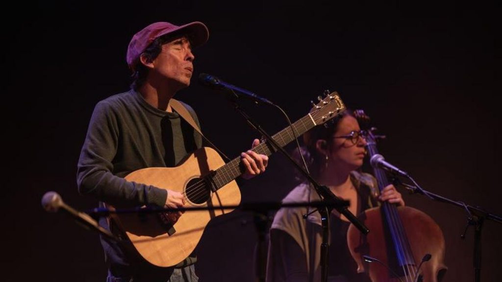 Ferran Palau, ligero y brumoso (★★★★✩)