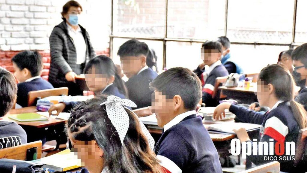 Fijan edades de escolares y prohíben celulares y actos de promoción