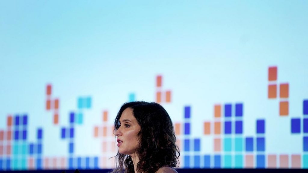 Filtrados los datos personales de Ayuso y otros 47 políticos de 15 comunidades autónomas Filtrados los datos personales de Ayuso y otros 47 políticos de 15 comunidades autónomas