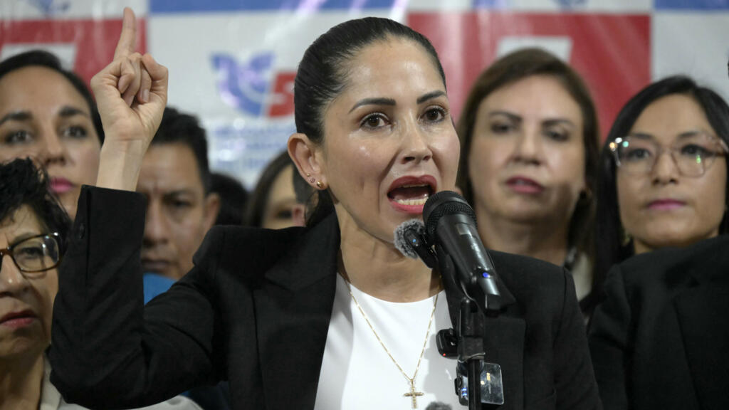 Fiscalía de Ecuador indaga si Venezuela financió campaña presidencial de la izquierda Fiscalía de Ecuador indaga si Venezuela financió campaña presidencial de la izquierda