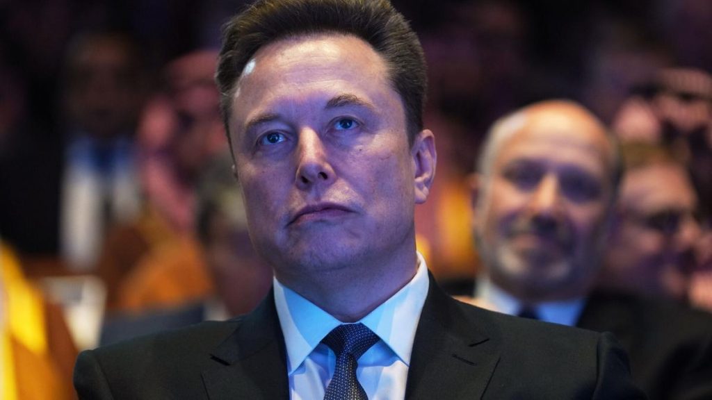Foro Económico Mundial | Elon Musk, invitado sorpresa en Davos: "Dentro de cinco años, la IA será más inteligente que toda la humanidad"