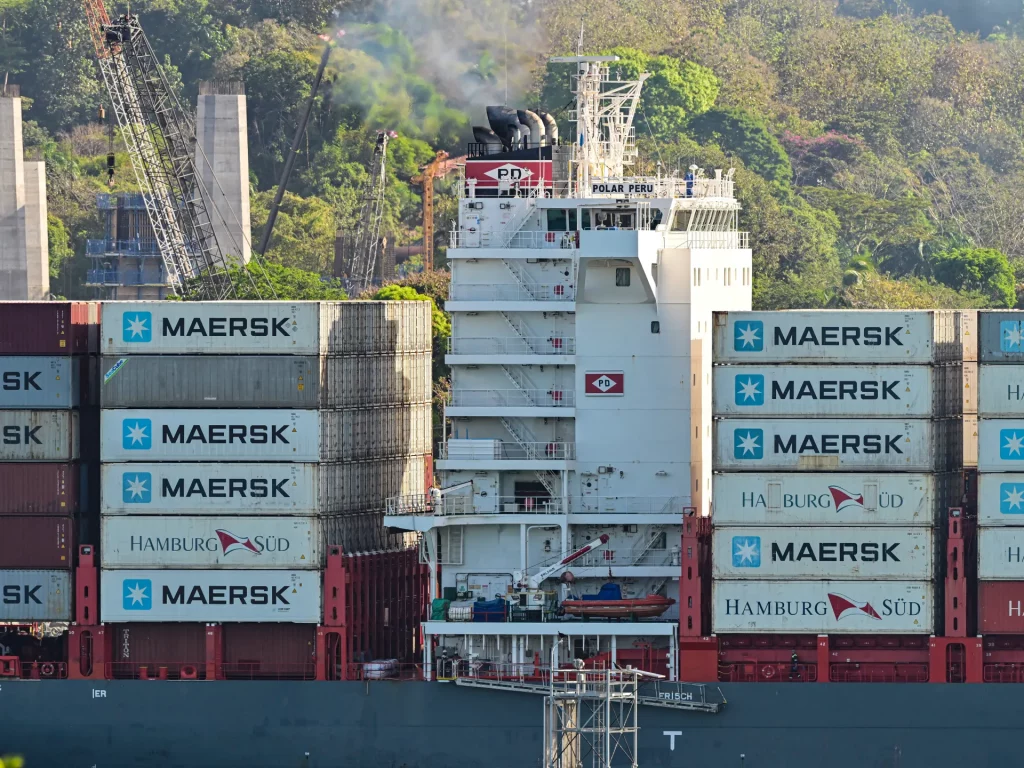 Gigante naviero Maersk se hará cargo de los puertos del Canal de Panamá tras fallo judicial | Noticias de comercio internacional Gigante naviero Maersk se hará cargo de los puertos del Canal de Panamá tras fallo judicial | Noticias de comercio internacional