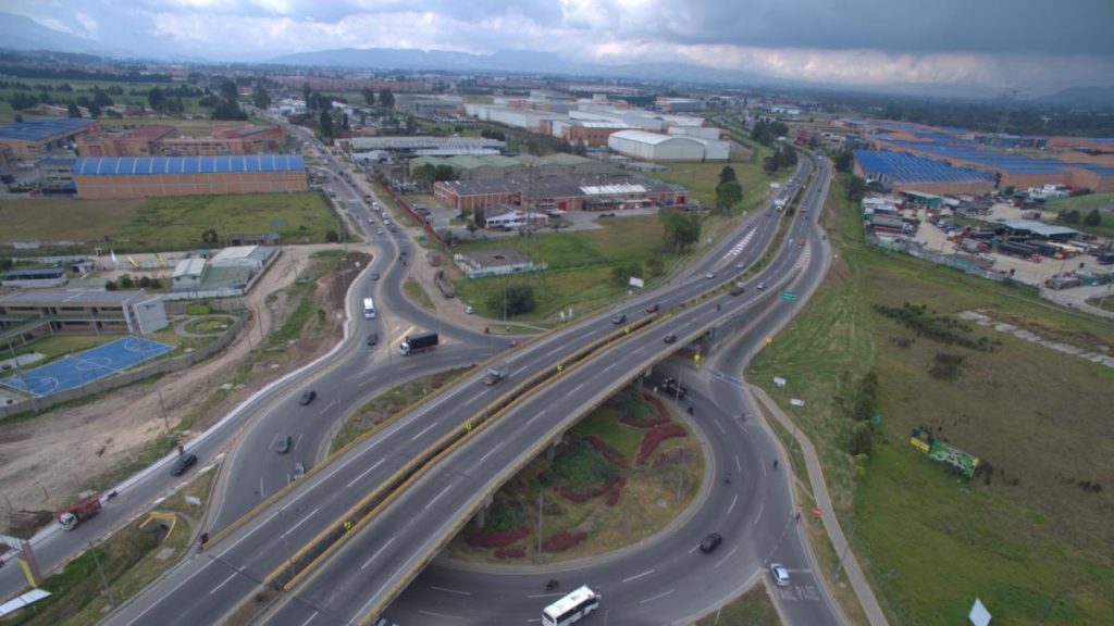 Gustavo Petro anuncia el fin de las concesiones viales como estrategia de ahorro