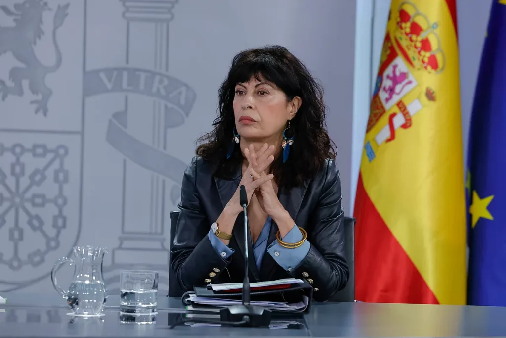 Igualdad cambia las pulseras telemáticas para agresores por un sistema de tobilleras "más confiable"