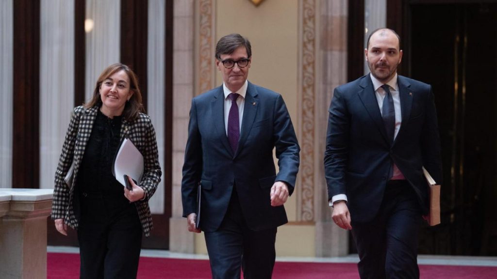 Illa cierra filas con la consellera Paneque pese al caos en Rodalies