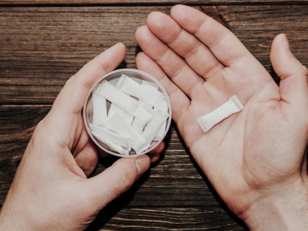 Inspirados en el modelo sueco, ya se venden productos libres de humo en la Argentina.