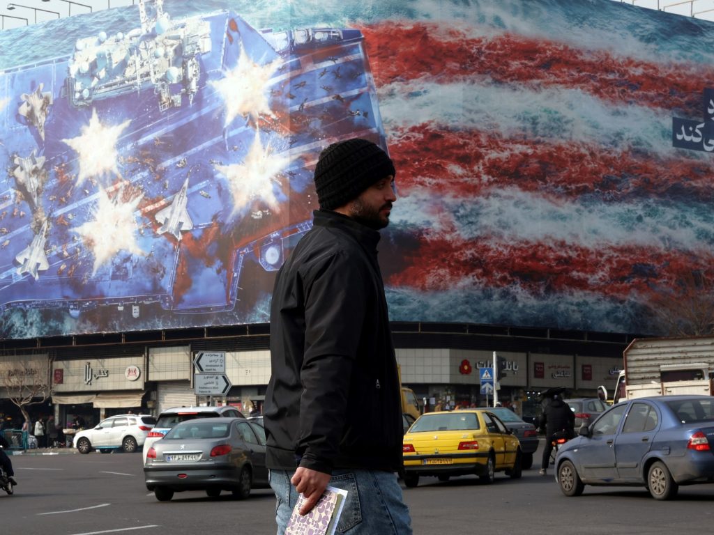 Irán inauguró un impactante mural en Teherán y redobla su advertencia a Trump Irán inauguró un impactante mural en Teherán y redobla su advertencia a Trump