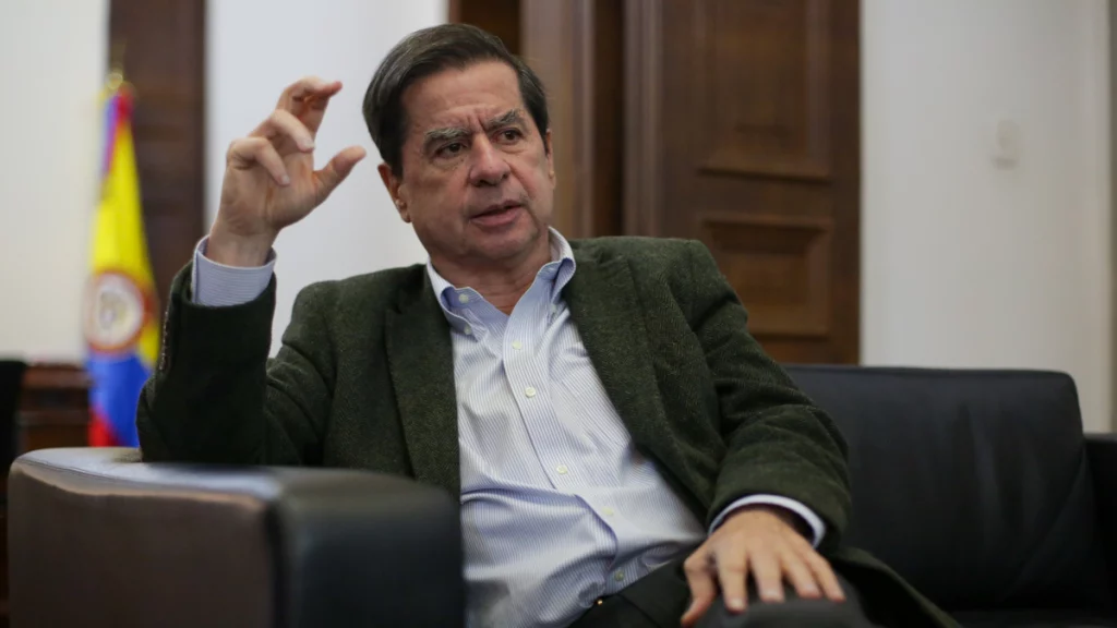 Juan Fernando Cristo no está seguro de llegar a la consulta del 'Pacto Amplio'