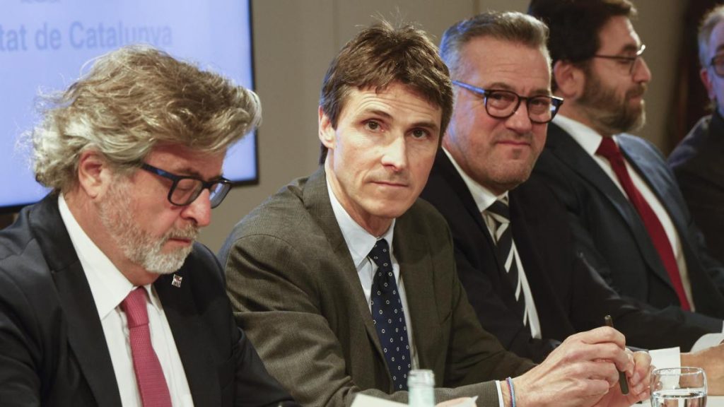 Junts pide al G-8 empresarial “un acuerdo de país” sobre el modelo de financiación