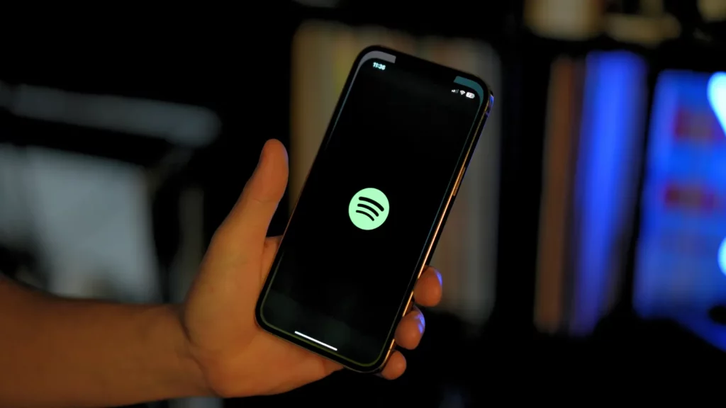 Juré que nunca pagaría por Spotify o YouTube Premium, pero me han obligado