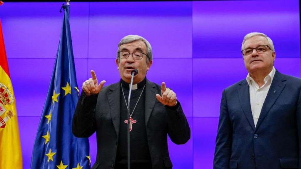 La Iglesia española celebra la regularización de los migrantes y opina que llega tarde