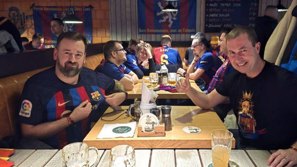 La Penya Blaugrana checa calienta motores antes del crucial duelo europeo