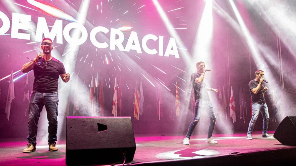 La canción protesta vira a la derecha