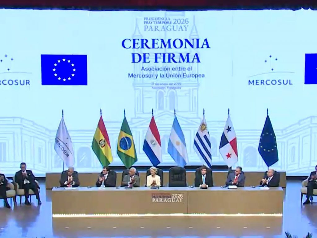 La fría reacción de Milei cuando felicitaron a Lula en la firma del acuerdo Mercosur-Unión Europea