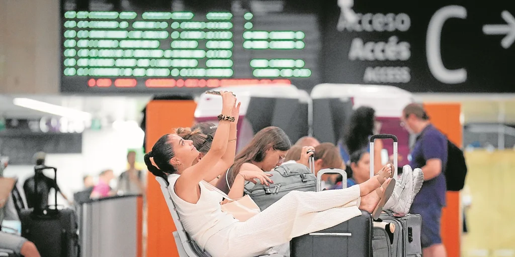 La hiperconectada Generación Z transforma la hoja de ruta de la industria turística La hiperconectada Generación Z transforma la hoja de ruta de la industria turística