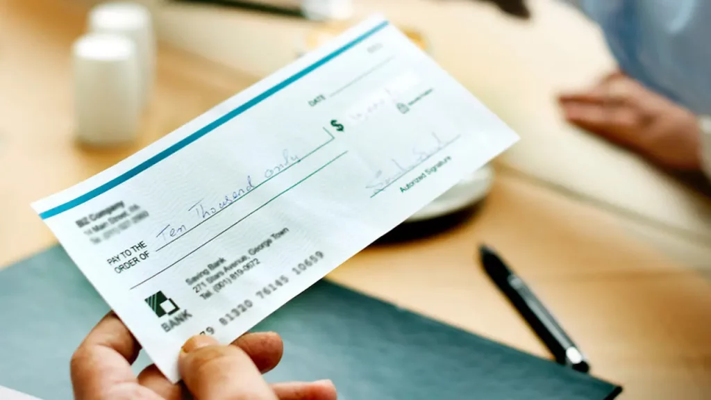 La increíble cantidad de cheques que se rechazaron en diciembre 2025