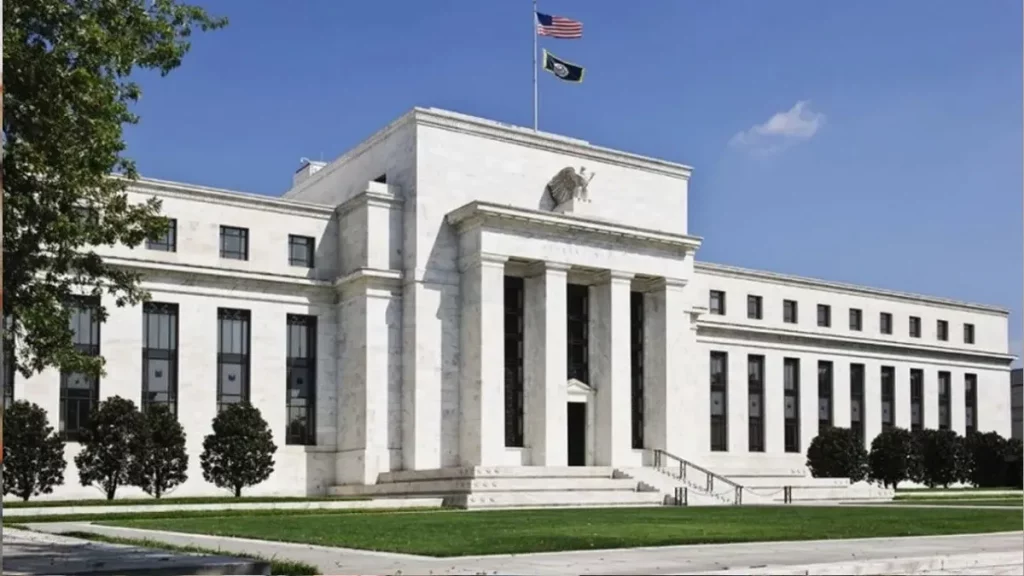 La independencia de la Fed se ve amenazada por nuevas señales de Donald Trump