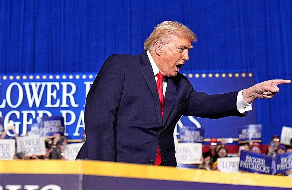 La salud mental de Trump desata cada vez más recelos y dudas en Bruselas: "Escuchas sus últimos discursos y…" La salud mental de Trump desata cada vez más recelos y dudas en Bruselas: "Escuchas sus últimos discursos y..."