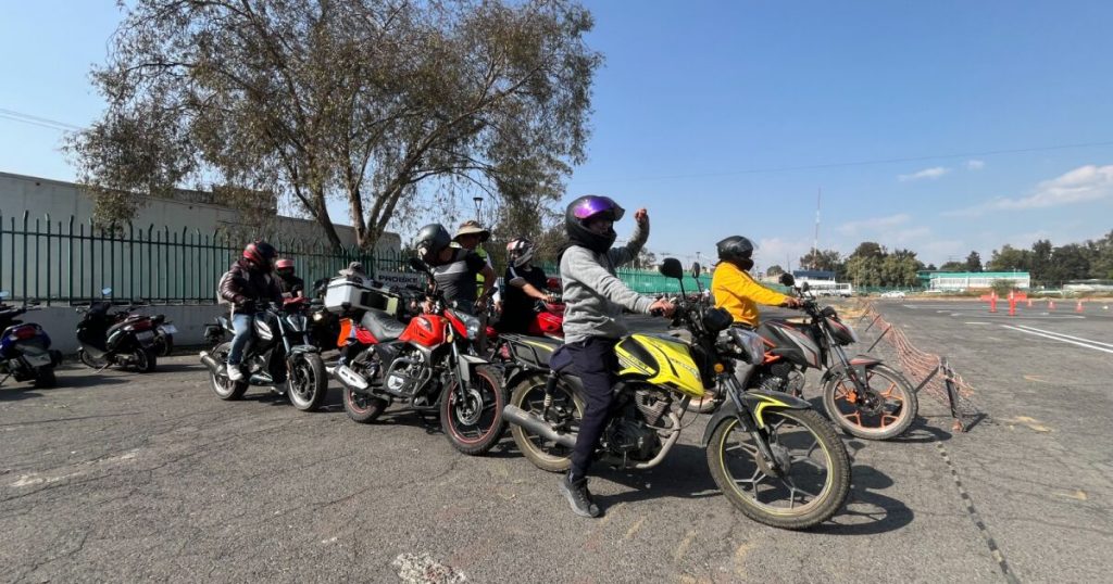 La venta de motos rompe récord en México y este boom tiene un grave problema: los accidentes La venta de motos rompe récord en México y este boom tiene un grave problema: los accidentes