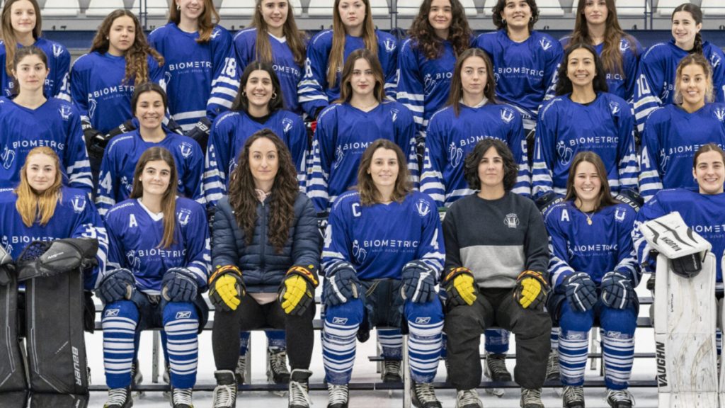 Las jugadoras del Txuri Urdin intoxicadas por monóxido de carbono ya están en San Sebastián Las jugadoras del Txuri Urdin intoxicadas por monóxido de carbono ya están en San Sebastián