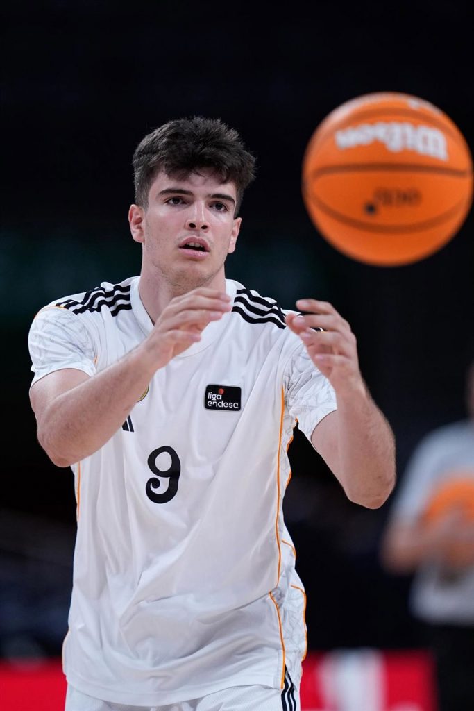 Los Celtics de Hugo González arrasan a los Clippers con 50 puntos de Jaylen Brown