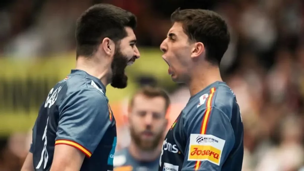 Los 'Hispanos' se imponen a Austria y se acercan a la 'main round' del Europeo