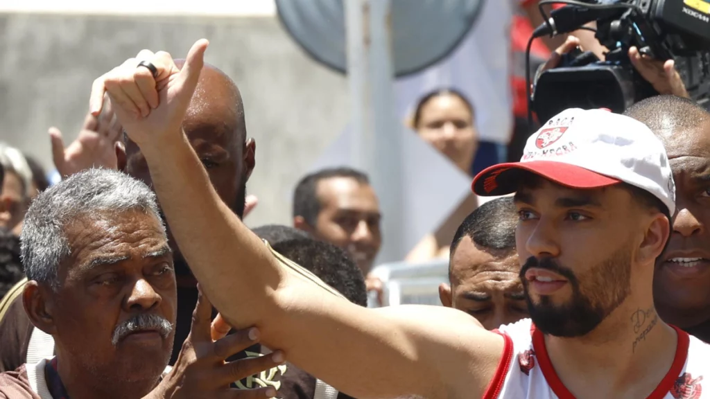 Lucas Paquetá desató la locura en Río de Janeiro: el nuevo jugador de Flamengo fue aclamado por los hinchas