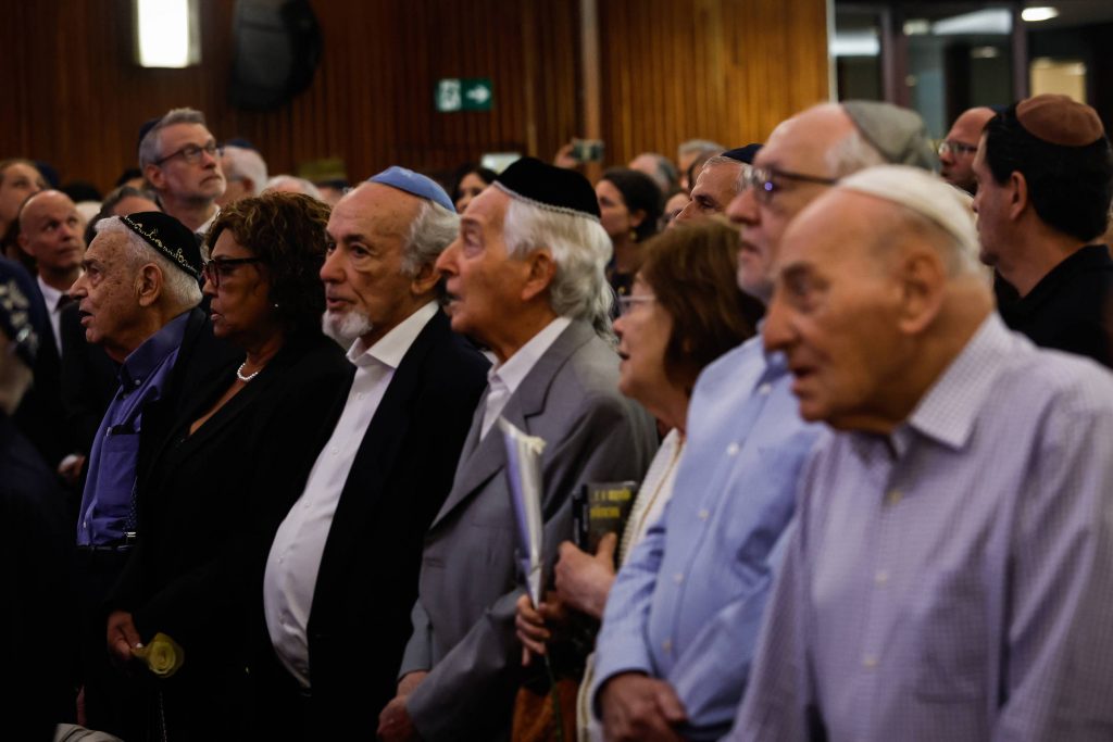 Lula, Flávio y Tarcísio fazem corrida pelo voto dos judeus – 26/01/2026 – Política Lula, Flávio y Tarcísio fazem corrida pelo voto dos judeus - 26/01/2026 - Política